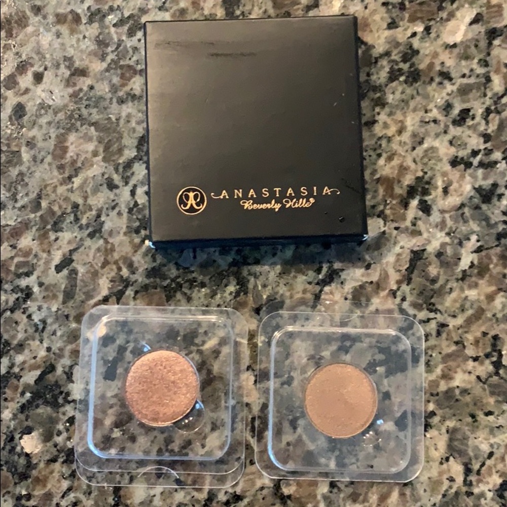 BRAND NEW ANASTASIA BEVERLY HILLS EYE SHADOWS